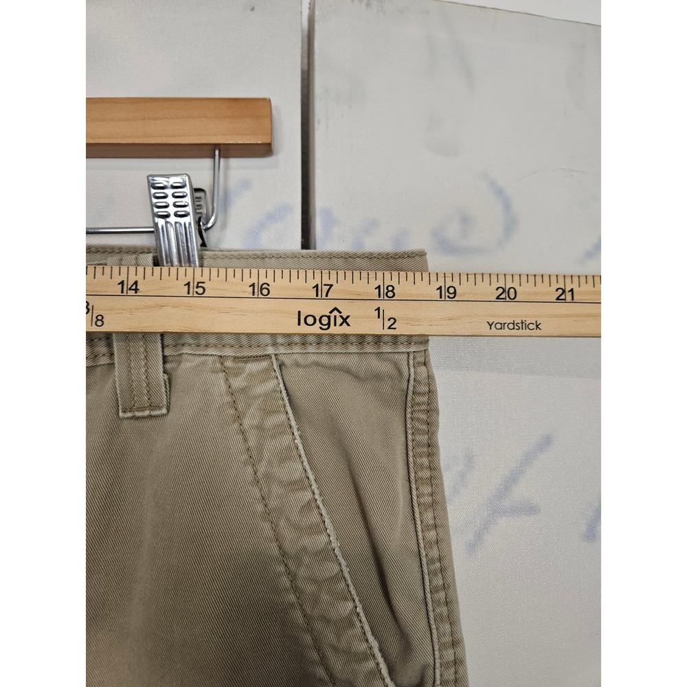 Levis Mens Khaki Tan Cotton Relaxed Fit Cargo Shorts W36 Utility - Picture 3 of 7